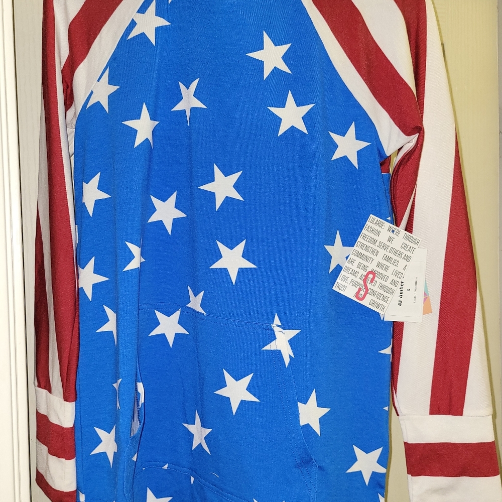 NWT, LuLaRoe S Amber: American Flag Print